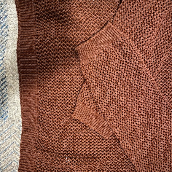 Uniqlo Women’s 3D Knit Mesh Long Sleeve Crew Neck Sweater - Picture 5 of 6